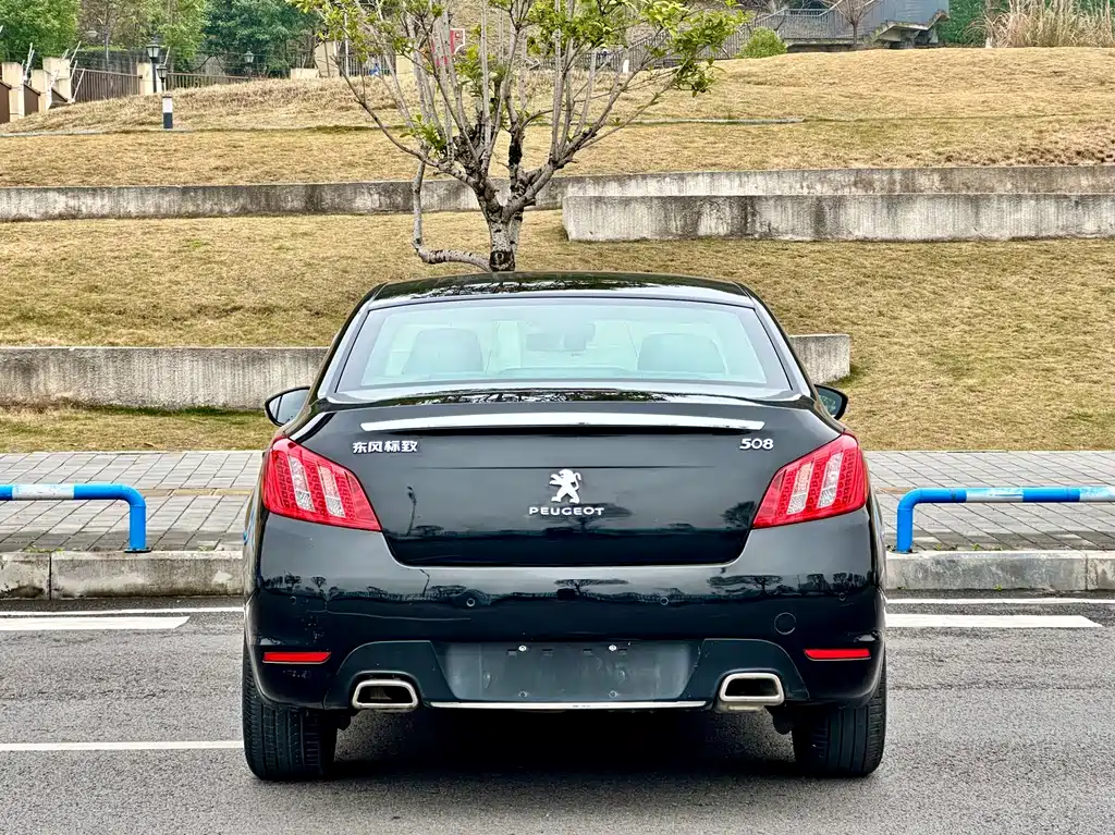 Peugeot 508 2.3 L Roland · Garros