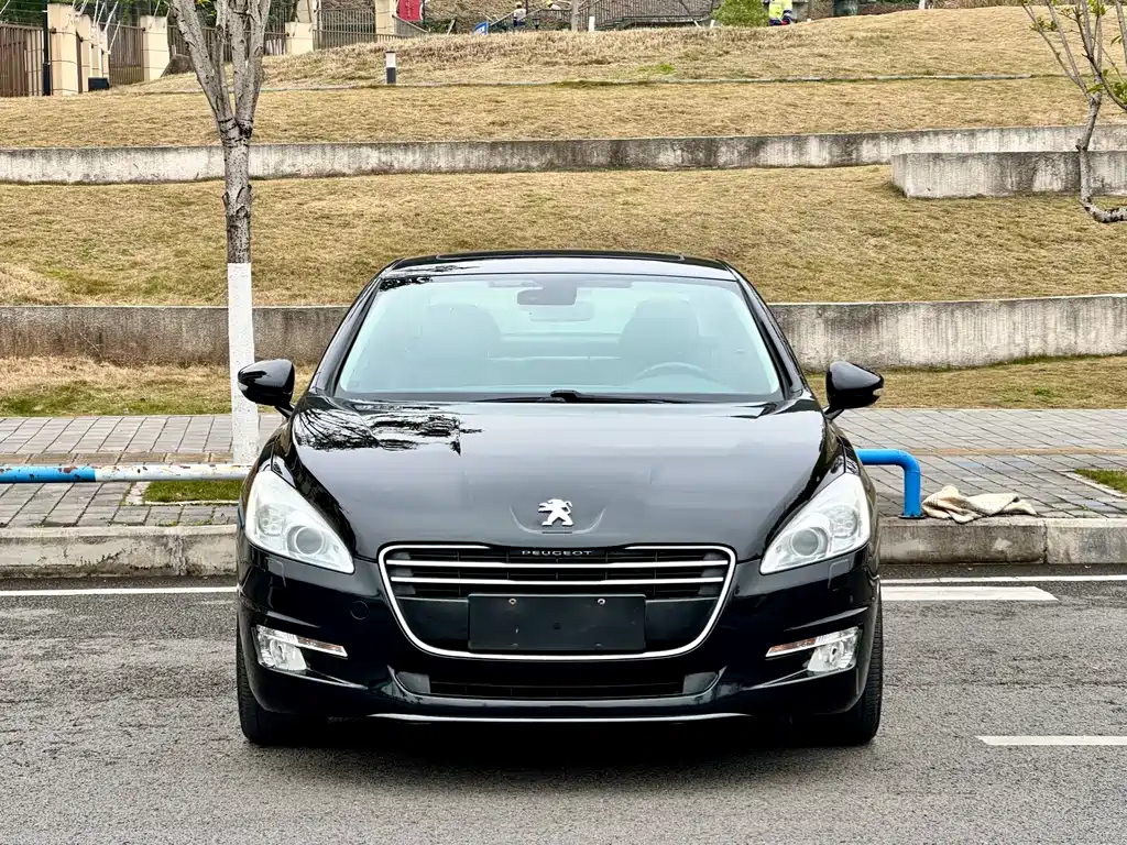 Peugeot 508 2.3 L Roland · Garros