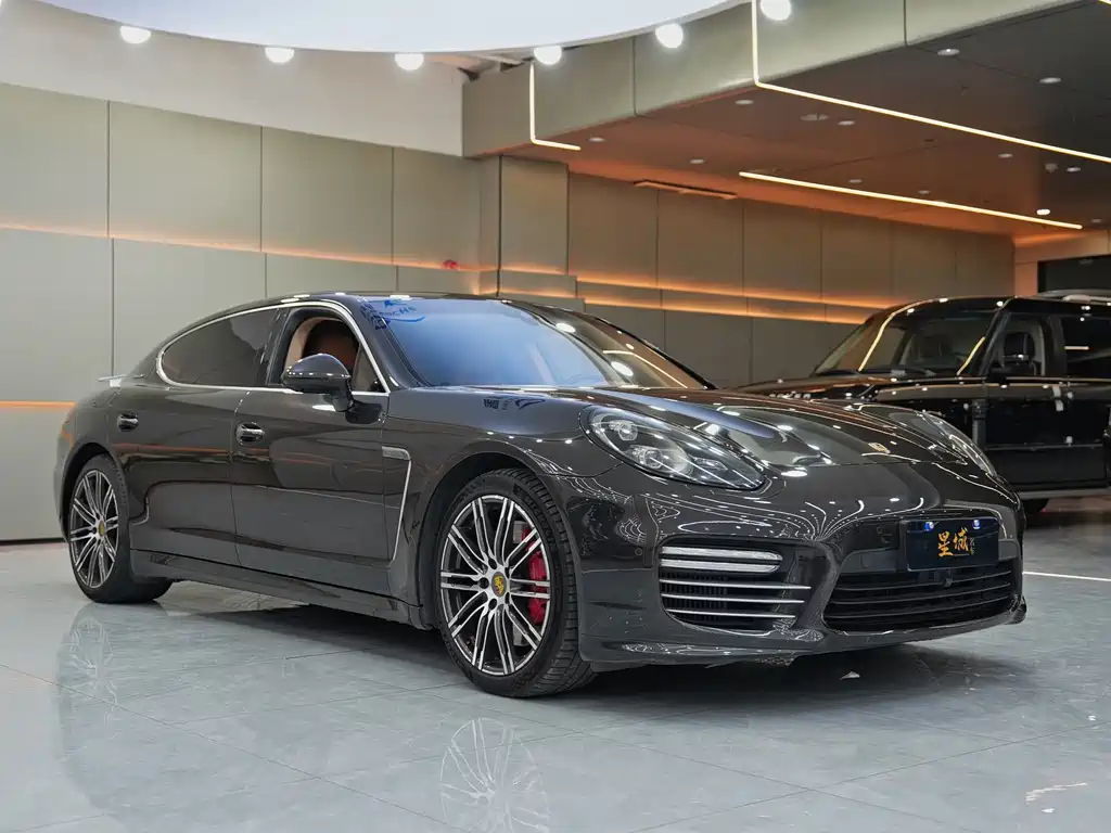 Panamera Panamera Turbo Executive 4.8 T