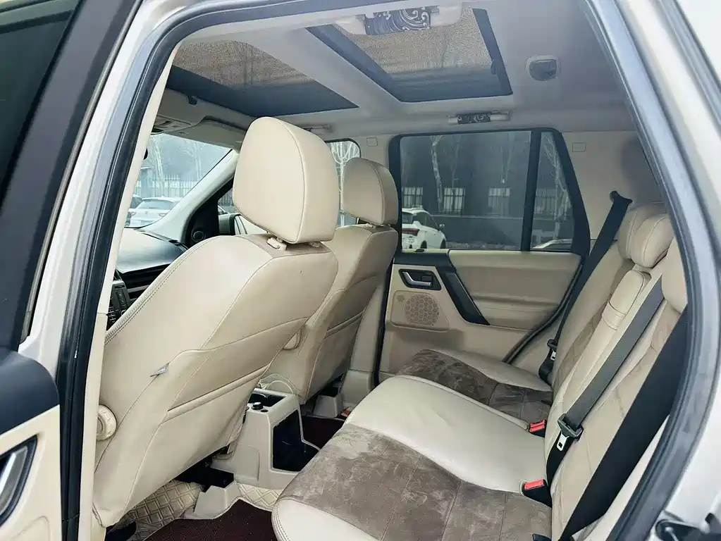 Freelander 2 3.2 L i6 SE Gasoline