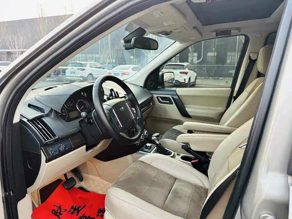 Freelander 2 3.2 L i6 SE Gasoline