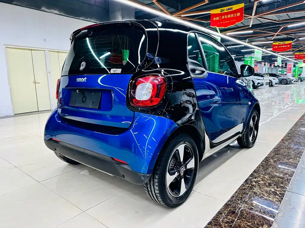 smart fortwo 1.0 L 52 kW Hardtop Passion CN-V
