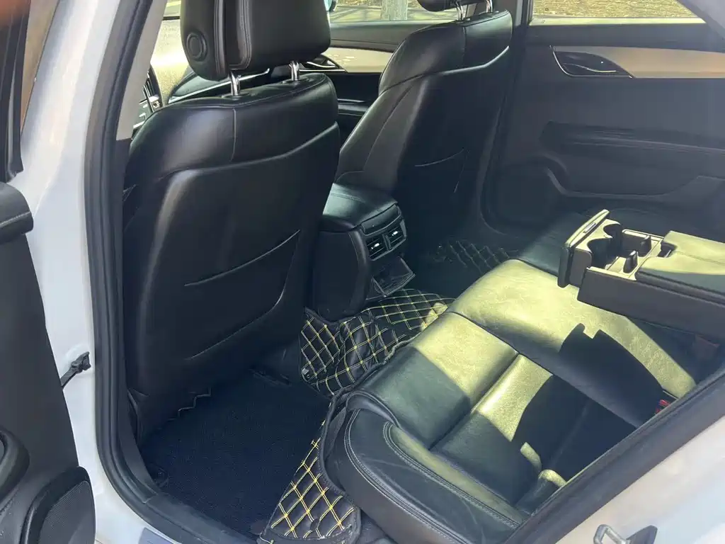 Cadillac ATS-L 28 T Fashion