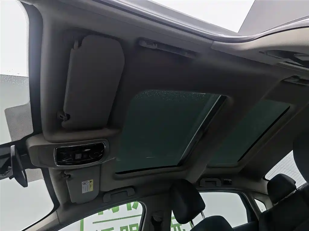 Citroën C6 400 THP Comfort
