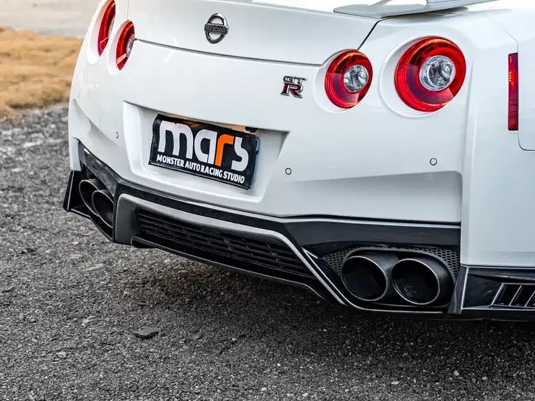 Nissan GT-R 3.8 T Flagship
