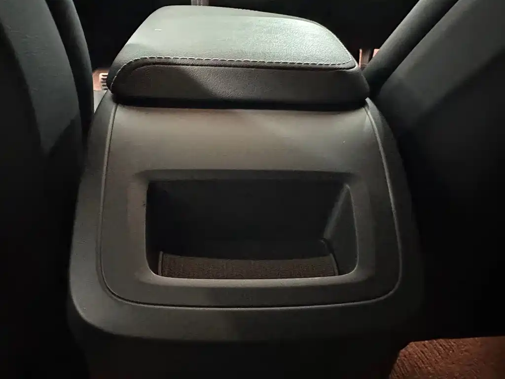 Volvo XC60 PHEV T8 E Drive Hybrid Smart Vision Sport
