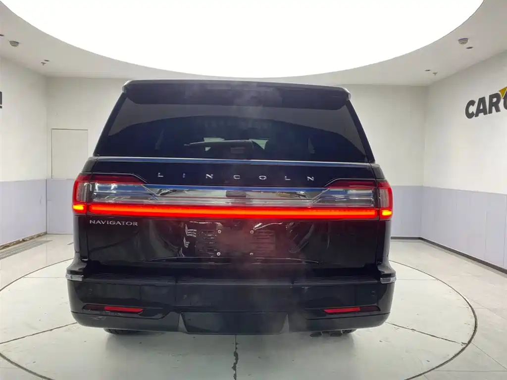 Navigator 3.5 T Honor Shine