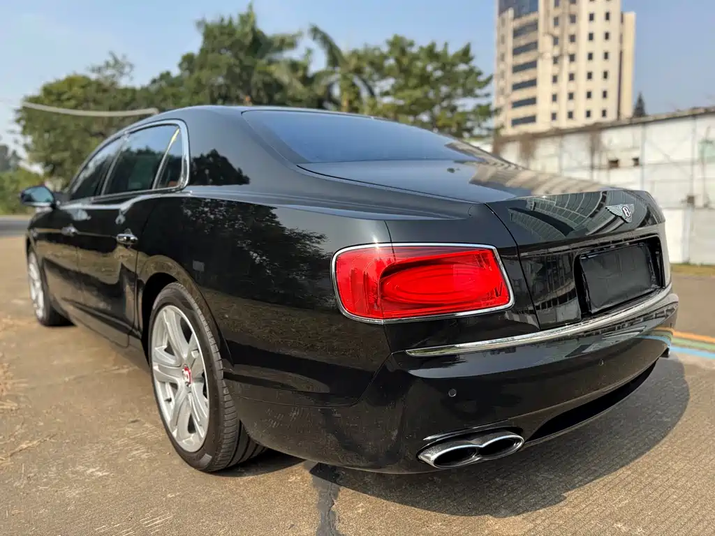 Flying Spur 4.0 T V8 Standard