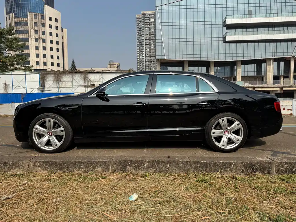 Flying Spur 4.0 T V8 Standard