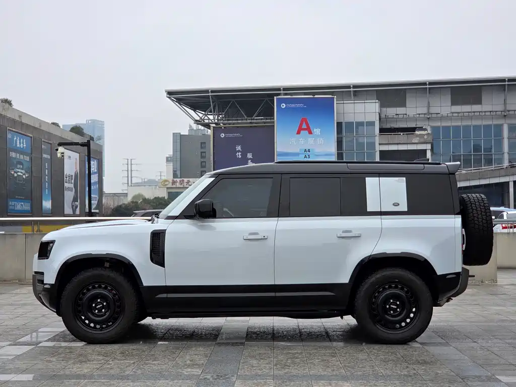 Land Rover Defender Facelift 110 3.0 T P400 X-DYNAMIC HSE