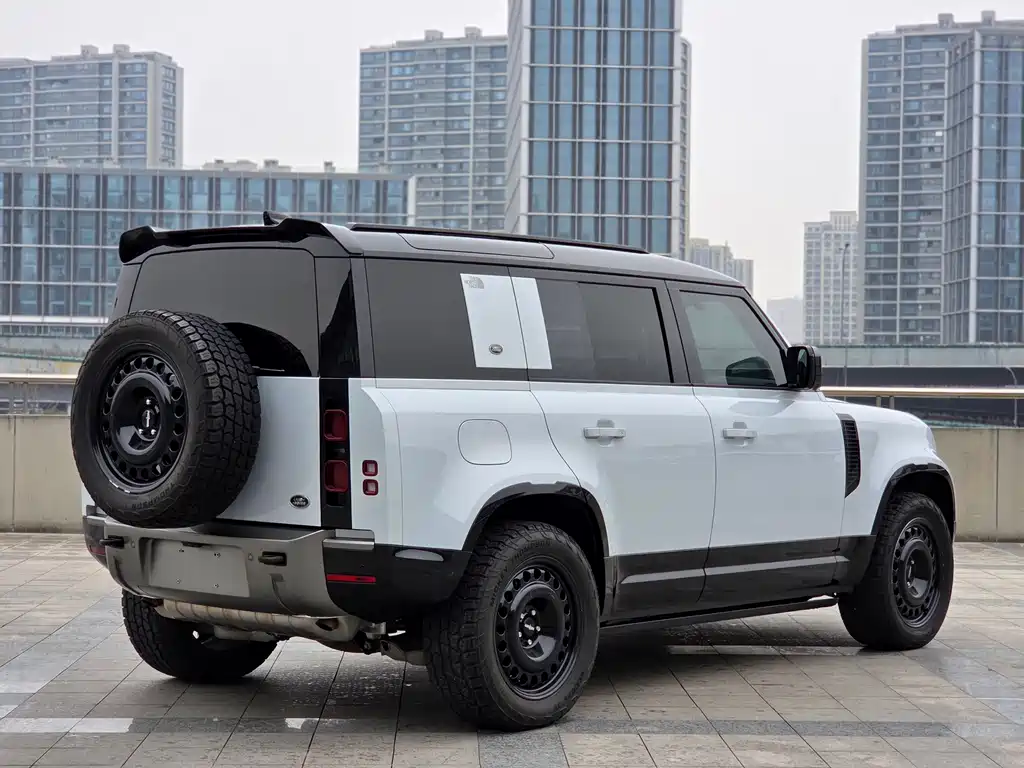 Land Rover Defender Facelift 110 3.0 T P400 X-DYNAMIC HSE