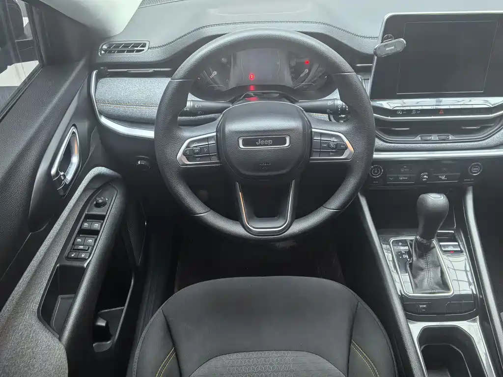 Compass 220 T Auto Comfort