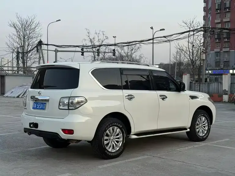 Nissan Patrol 4.0 L Leading Elite