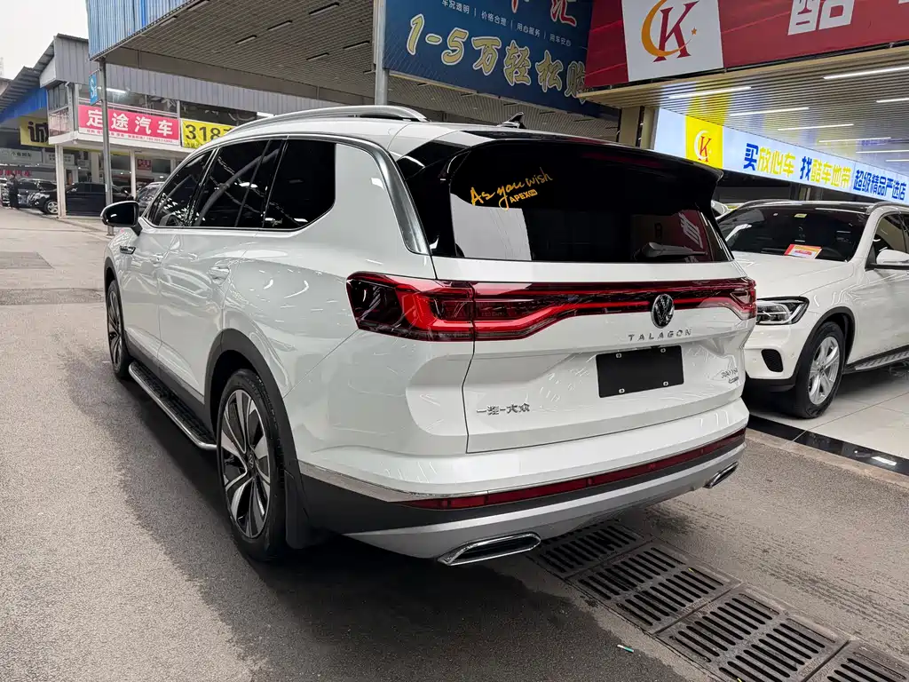Talagon 380 TSI 4 WD Flagship Victory Realm 6-seat