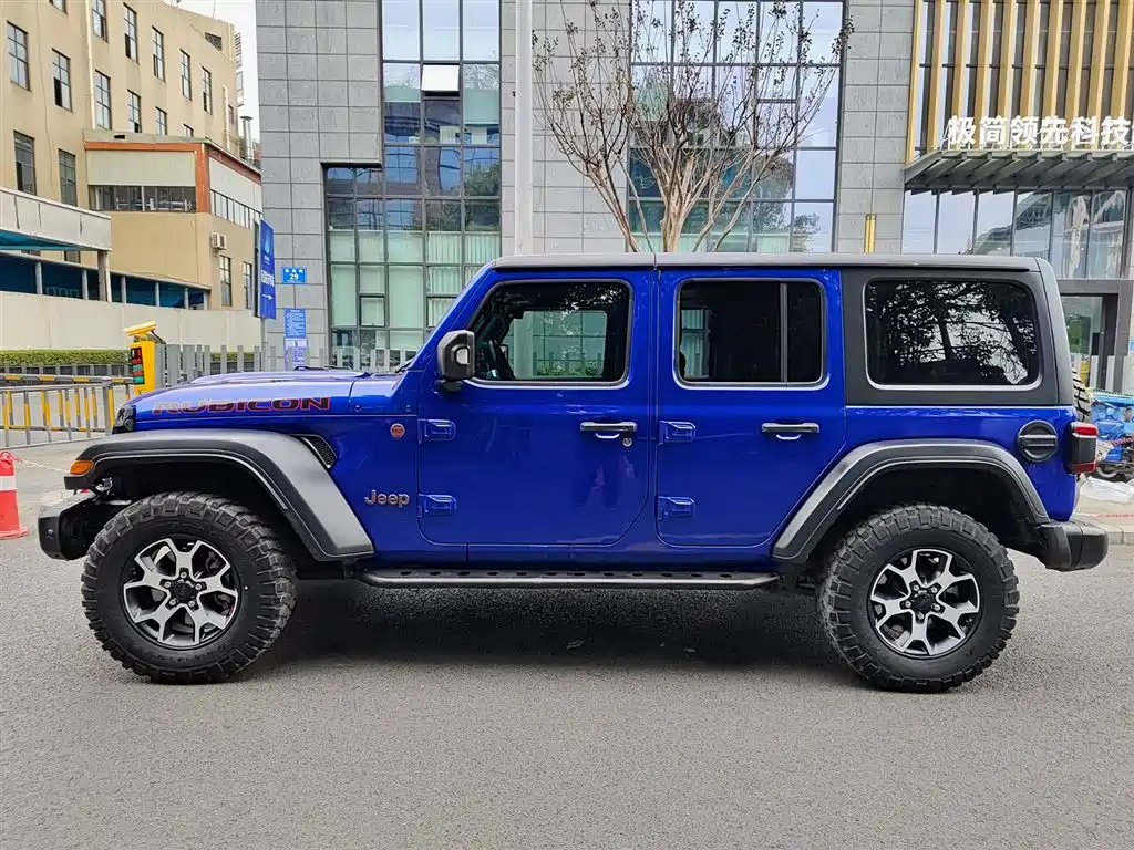 Wrangler 2.0 T Rubicon 4-door CN-V