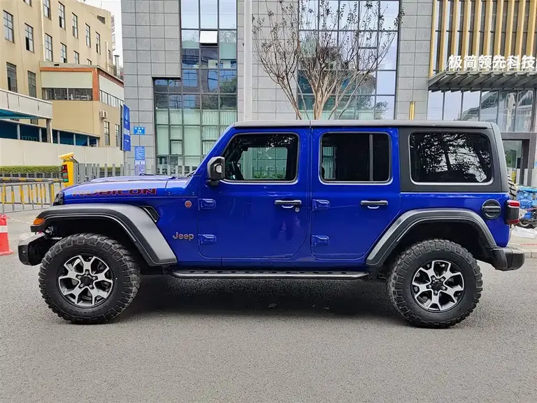 Jeep Wrangler 2.0 T Rubicon 4-door CN-V