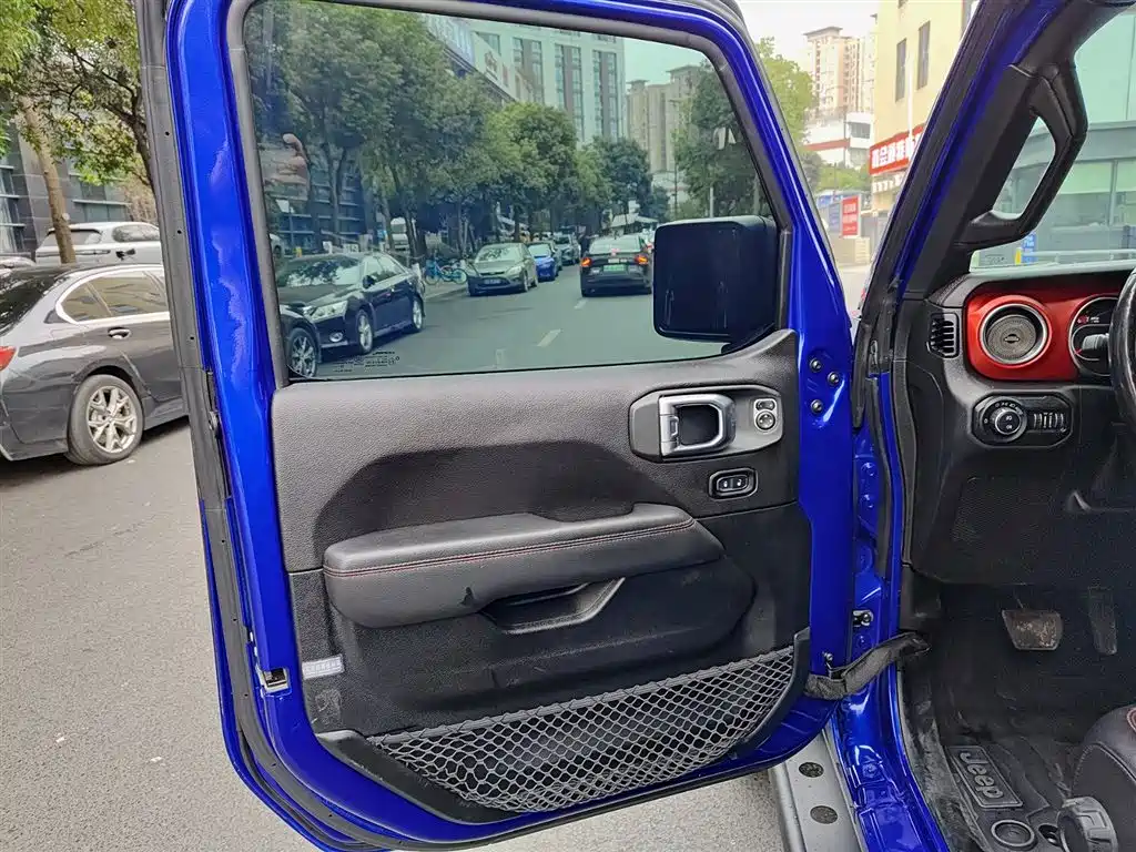 Wrangler 2.0 T Rubicon 4-door CN-V