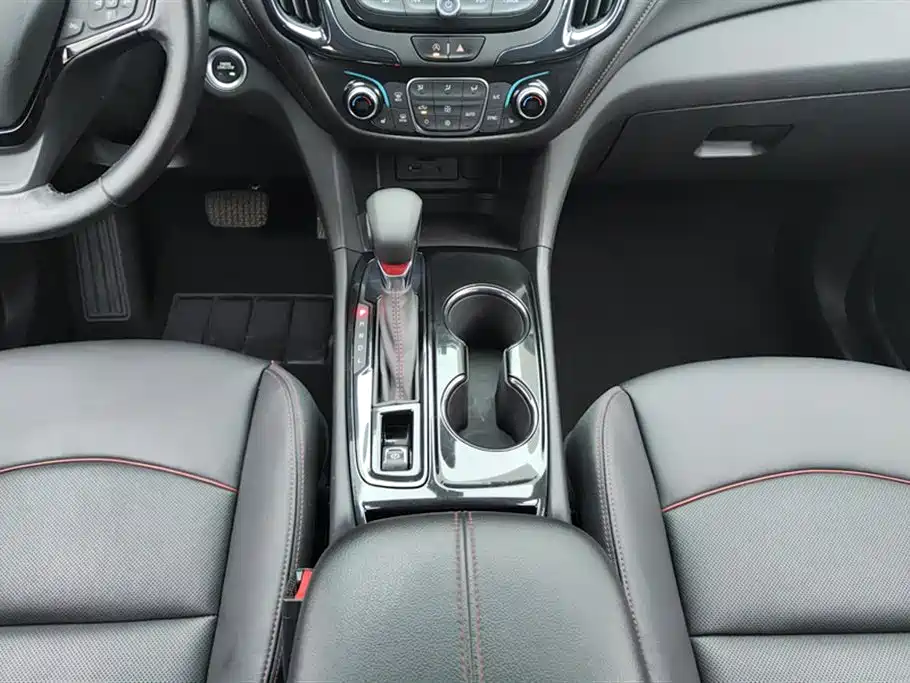 Equinox 550 T RS Intelligent Cross