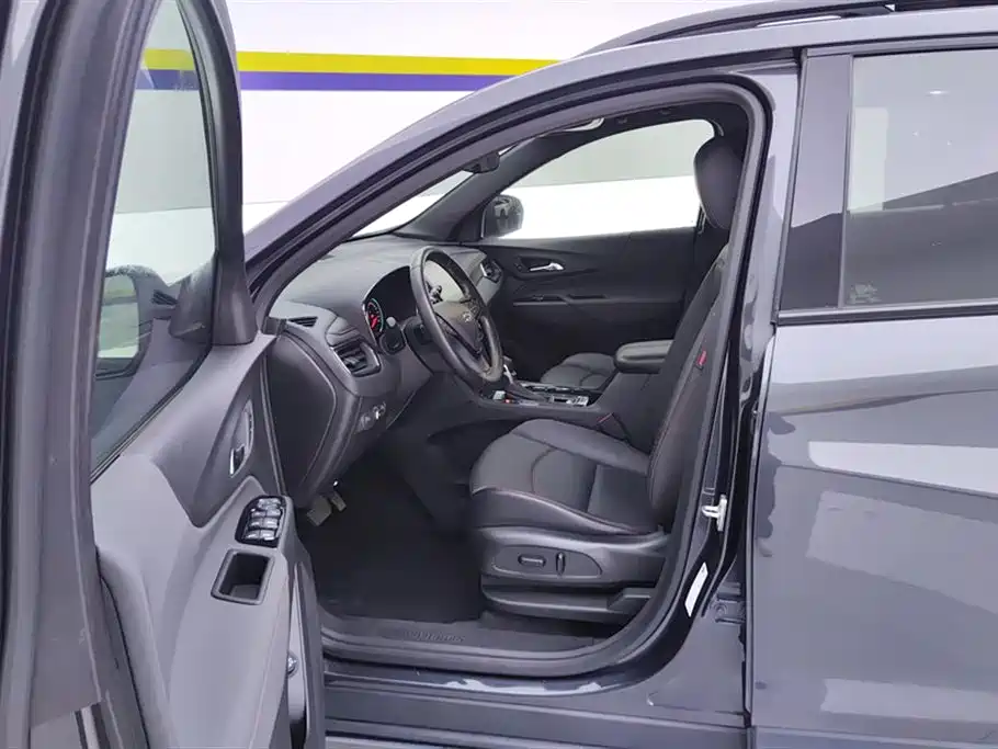 Equinox 550 T RS Intelligent Cross