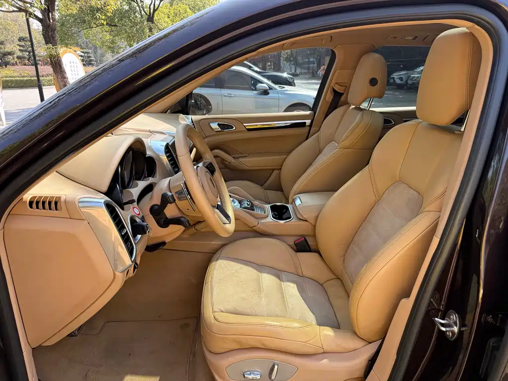 Cayenne Cayenne Platinum Edition 3.0 T