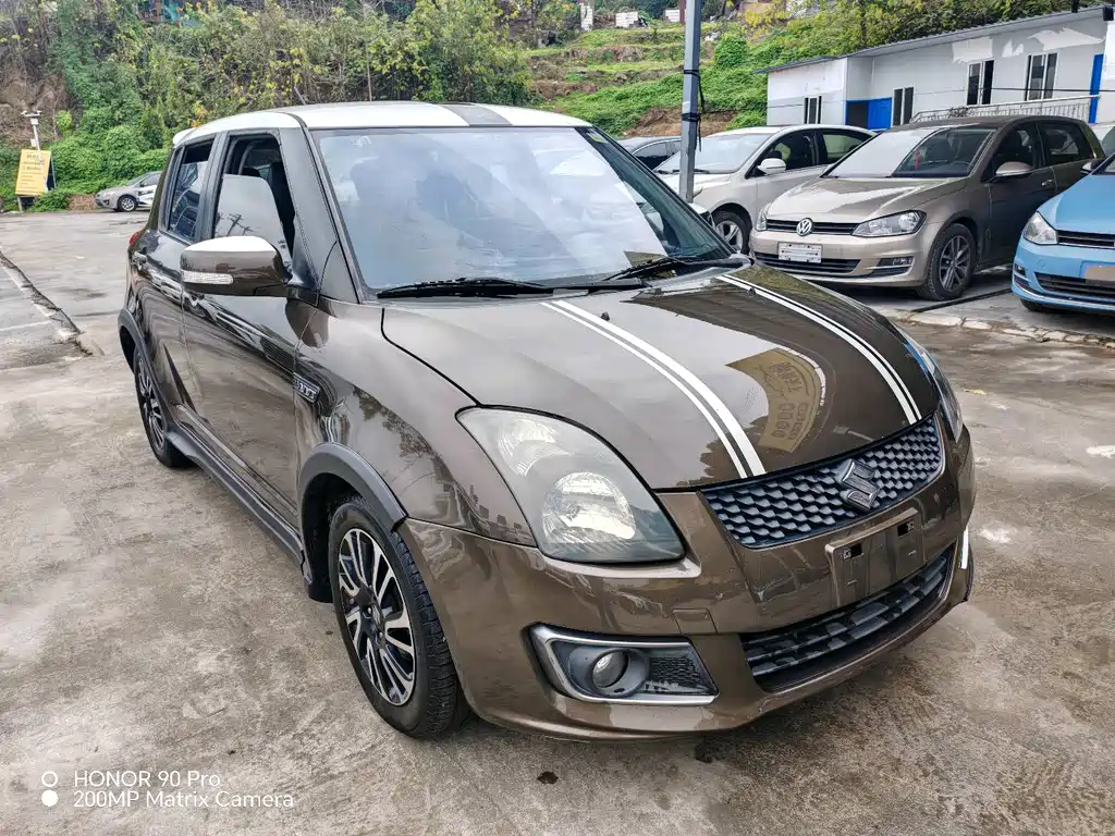 Swift 1.5 L Manual Fashion