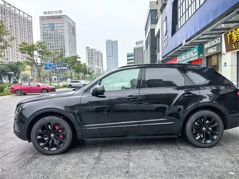 Bentley Bentayga 4.0 T V8
