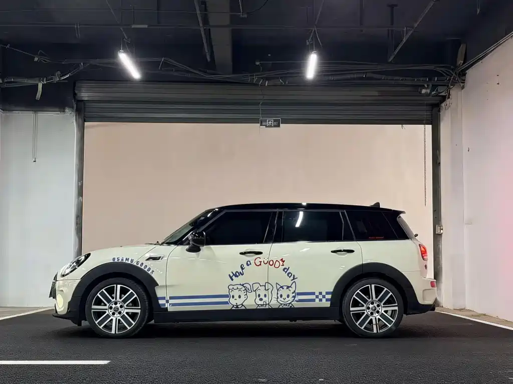 MINI CLUBMAN 2.0 T COOPER S Connoisseur