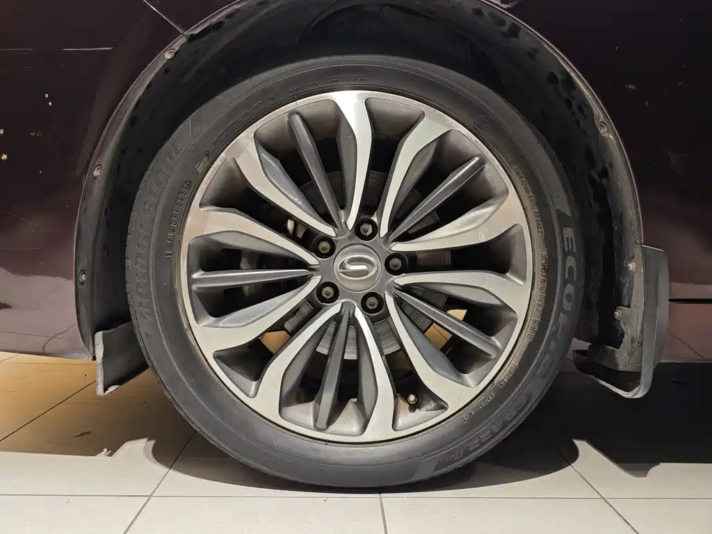 Trumpchi GA6 235 T DCT Luxury
