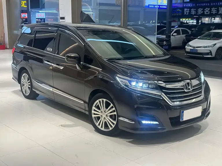 Honda Elysion 2.4 L Luxury