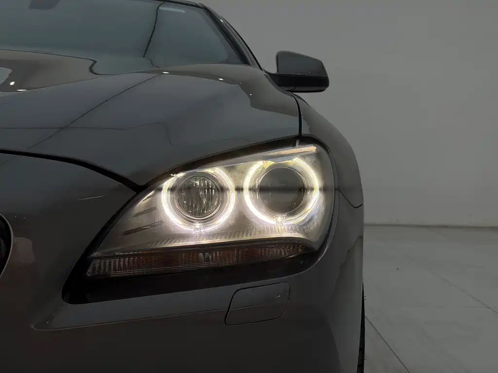 BMW 6 Series 640 i 2-door Coupe