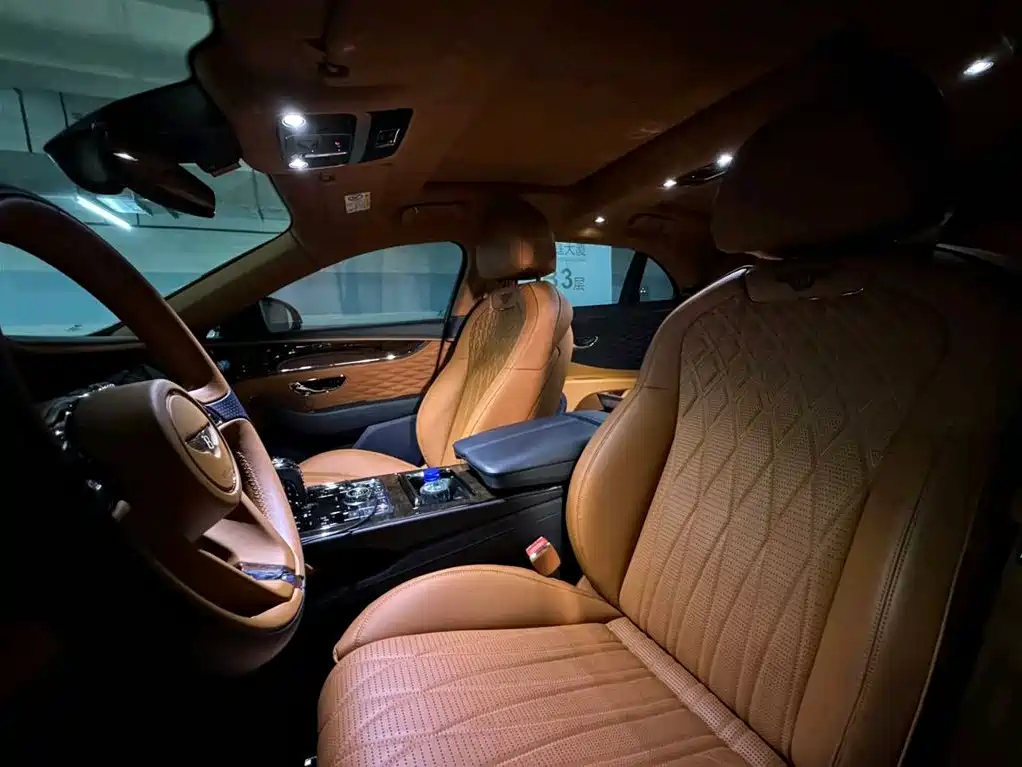 Flying Spur 6.0 T W12 Standard
