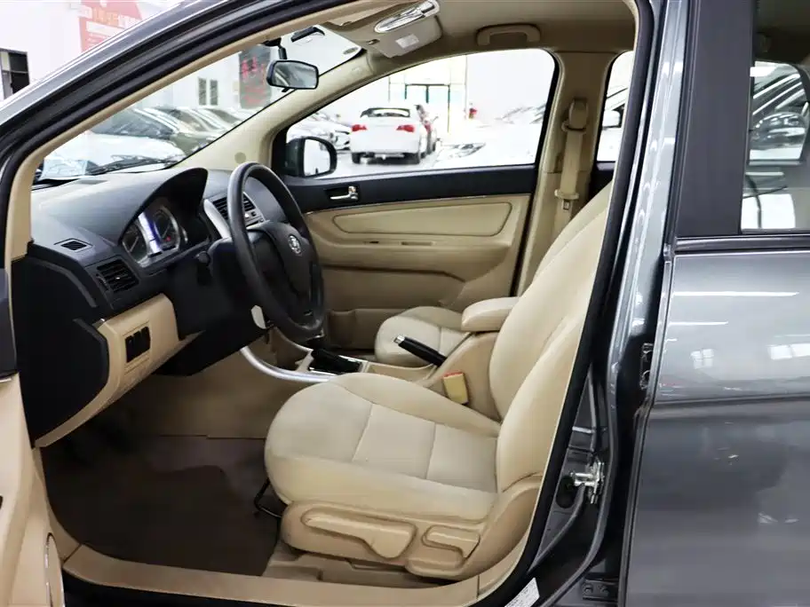 BAIC E Series Sedan 1.5 L Auto Joy Sky