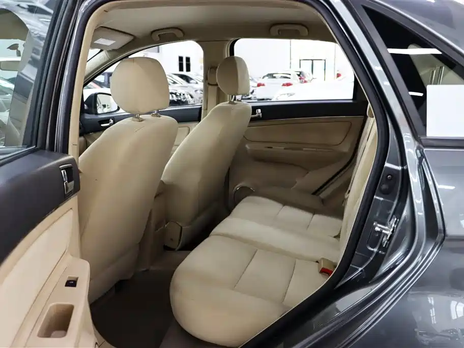 BAIC E Series Sedan 1.5 L Auto Joy Sky