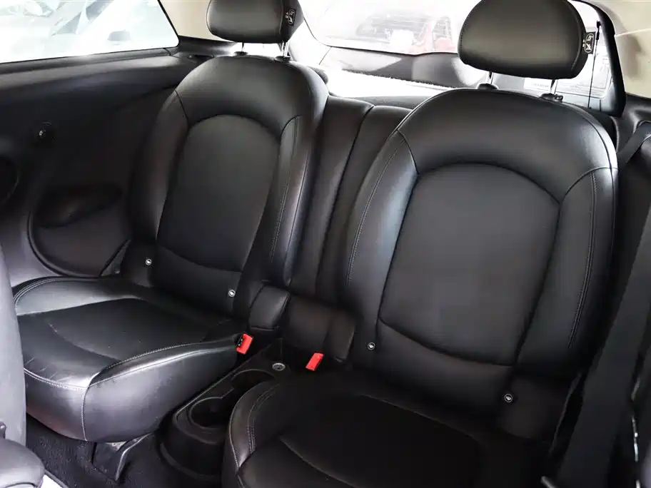 MINI Paceman 1.6 T COOPER ALL4
