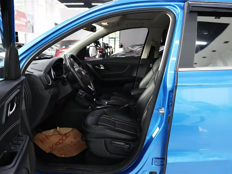 Besturn X40 1.6 L Auto Luxury