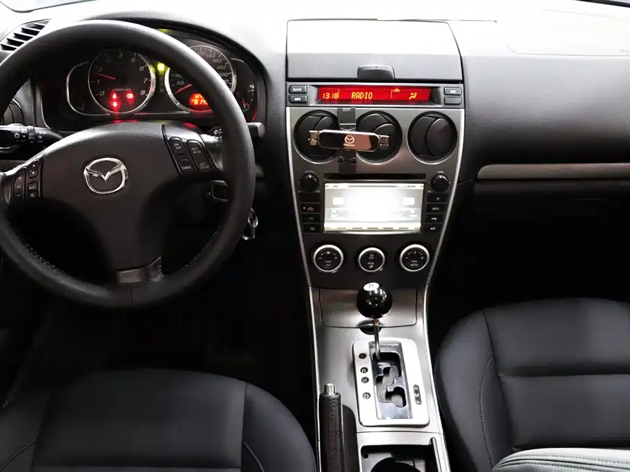 Mazda 6 2.0 L Auto Fashion