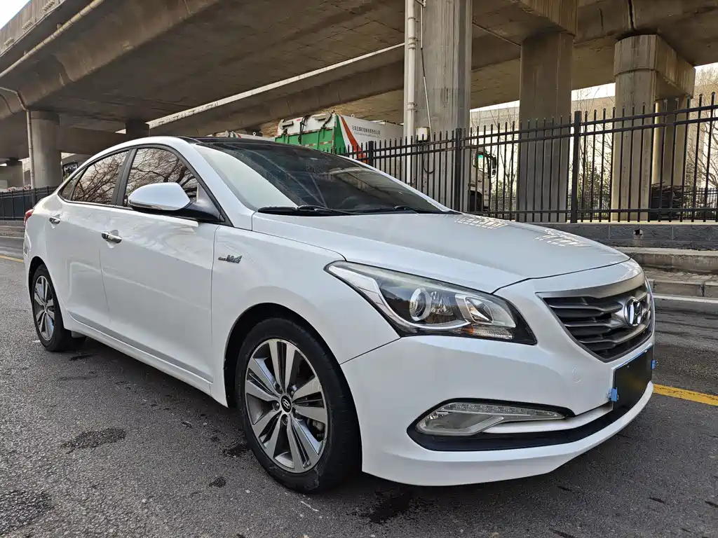 Mistra 1.6 T Auto Intelligent GLS