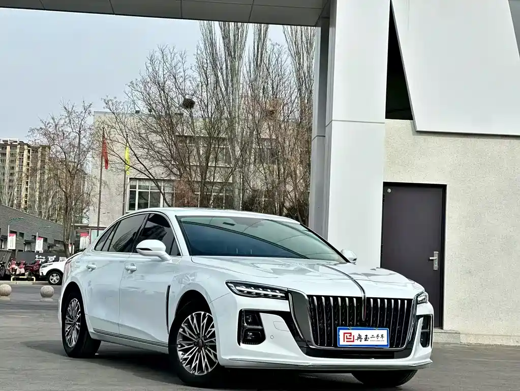 Hongqi H5 1.5 T DCT Connected Flagship Charm