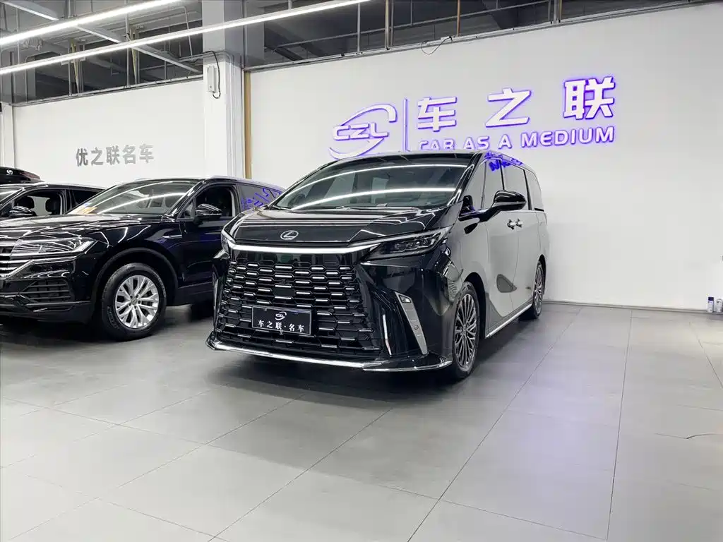 Lexus LM 350 h 7-seat Elegant