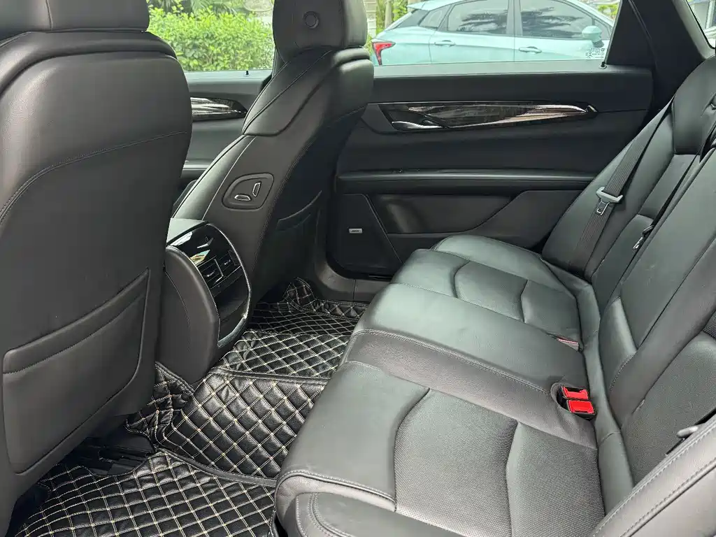 Cadillac CT6 28 T Luxury