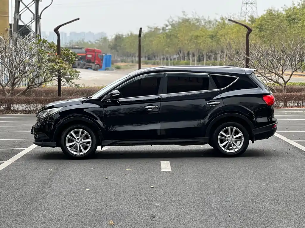 Fengguang 580 1.8 L Manual Comfort