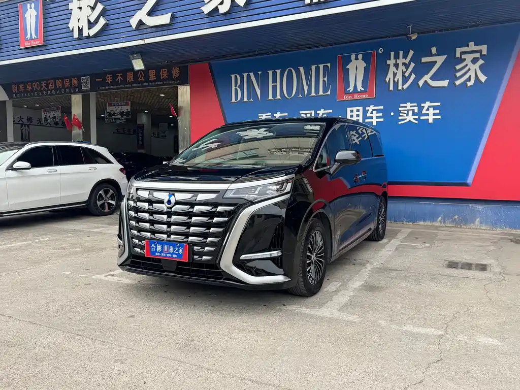 Denza D9 DM-i 970 4 WD Flagship