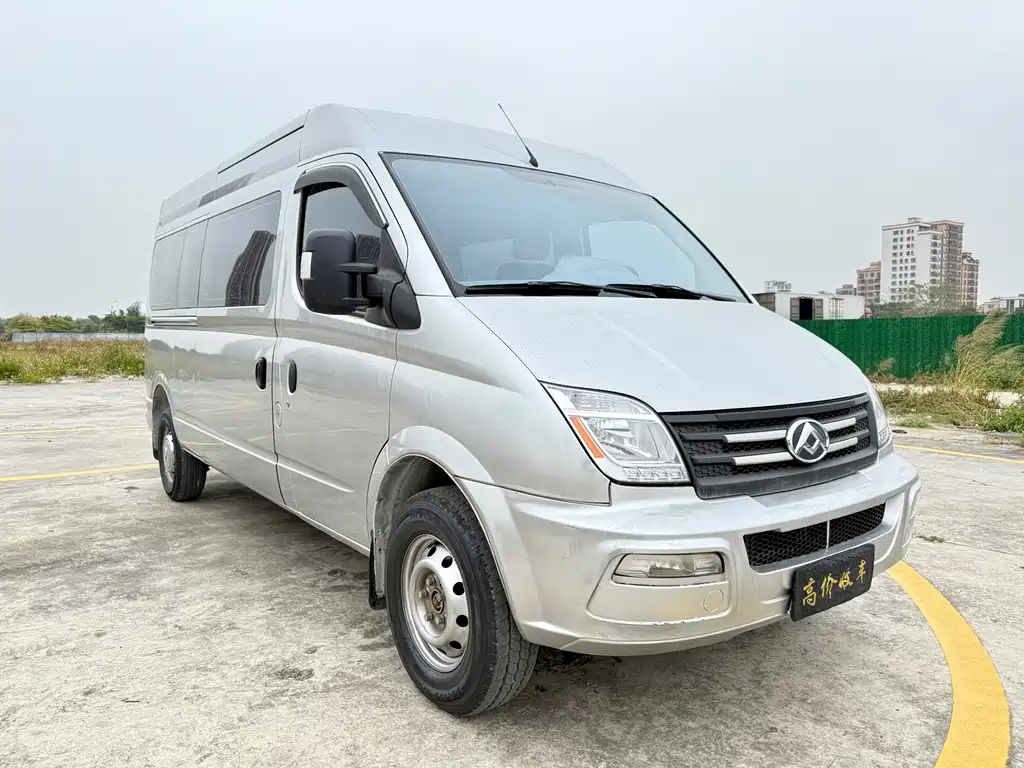Xintu V80 2.0 T Manual Classic Aoyuntong LWB Mid Roof 6 7 8 9-seat