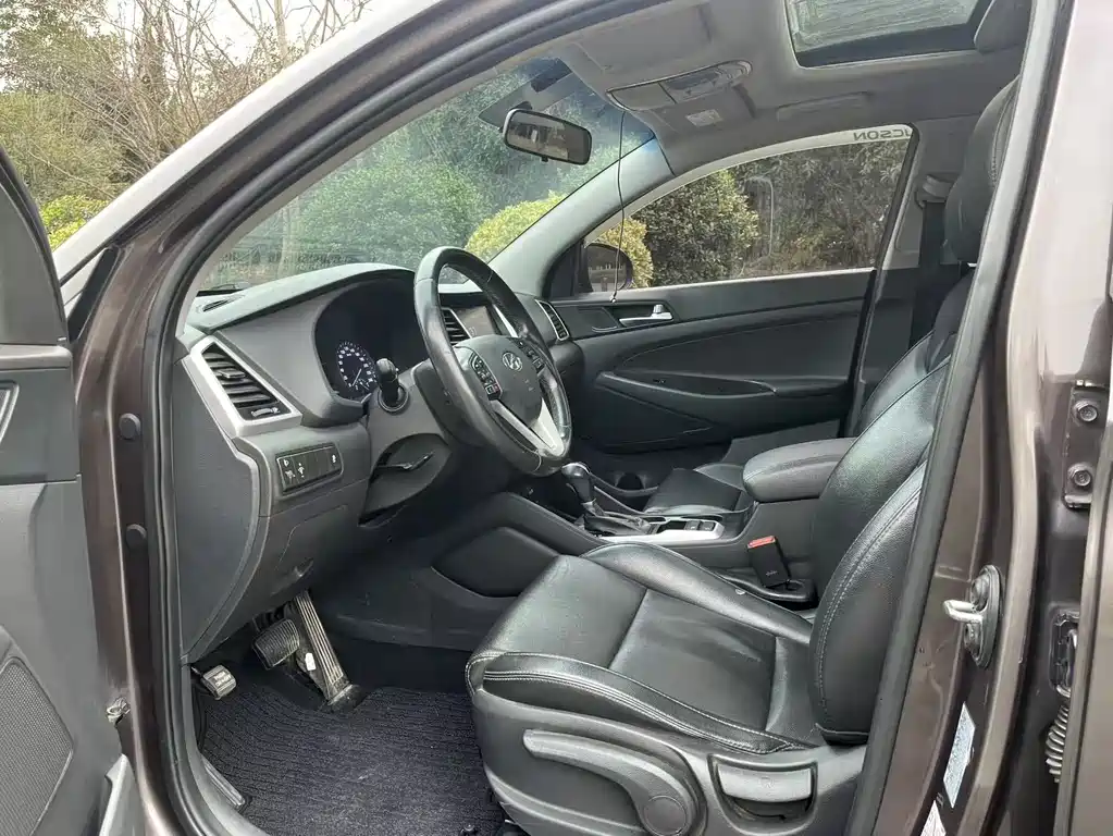 Tucson 1.6 T DCT 2 WD Intelligent