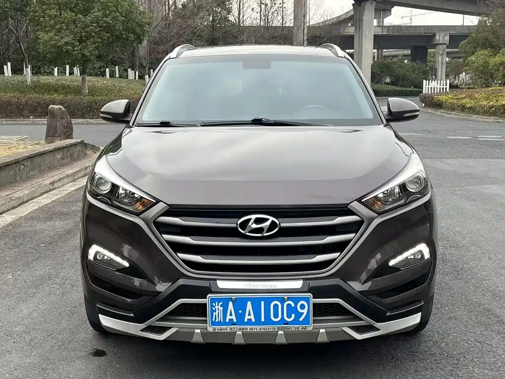 Tucson 1.6 T DCT 2 WD Intelligent