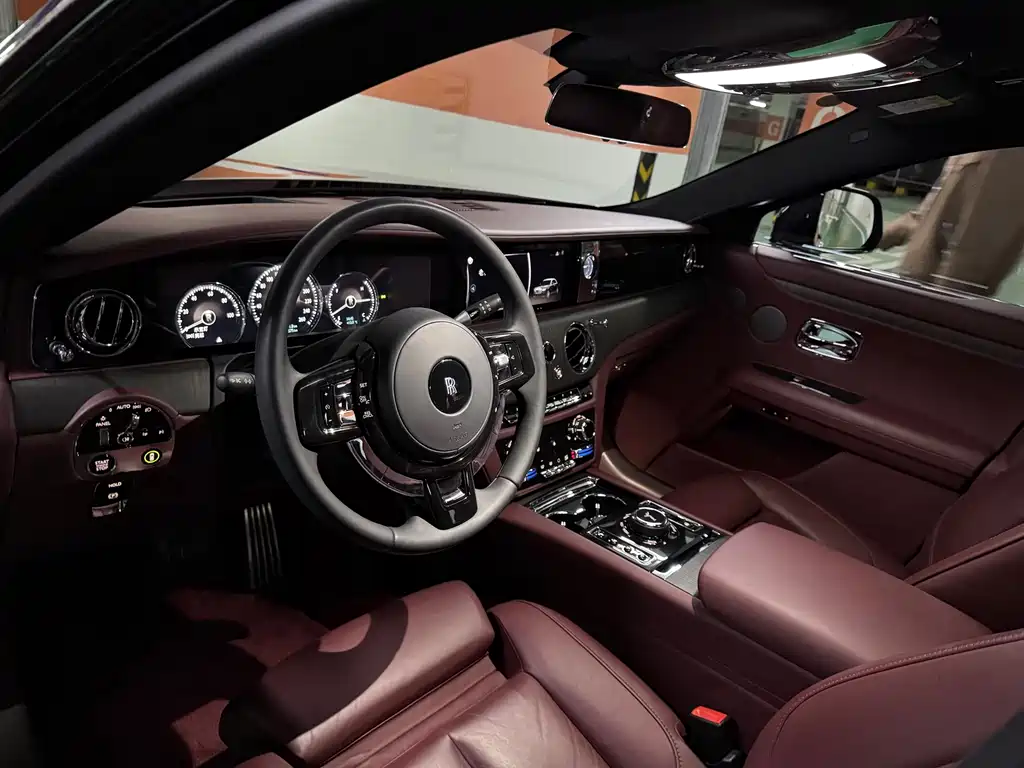 Ghost 6.7 T Standard Wheelbase