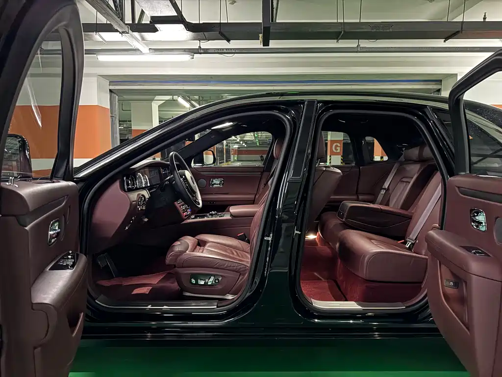 Ghost 6.7 T Standard Wheelbase