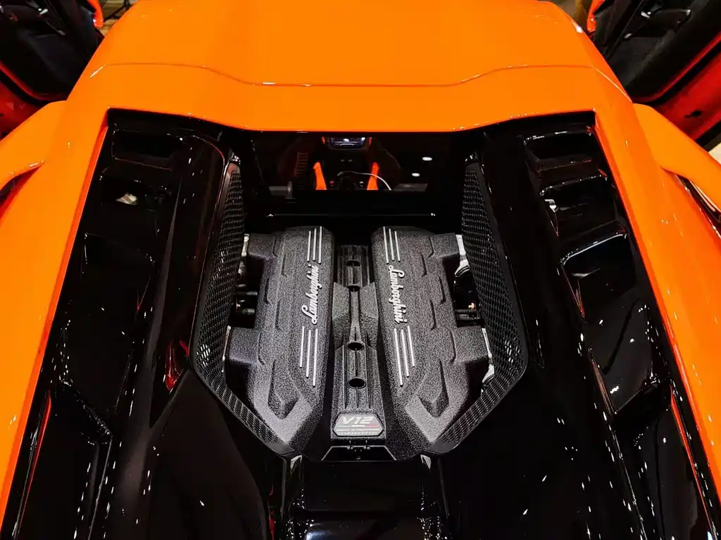 Revuelto 6.5 L PHEV Standard