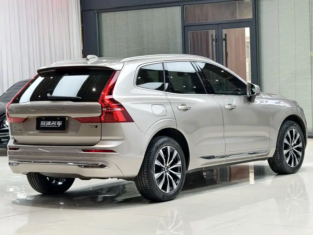 Volvo XC60 B5 4 WD Smart Vision Luxury