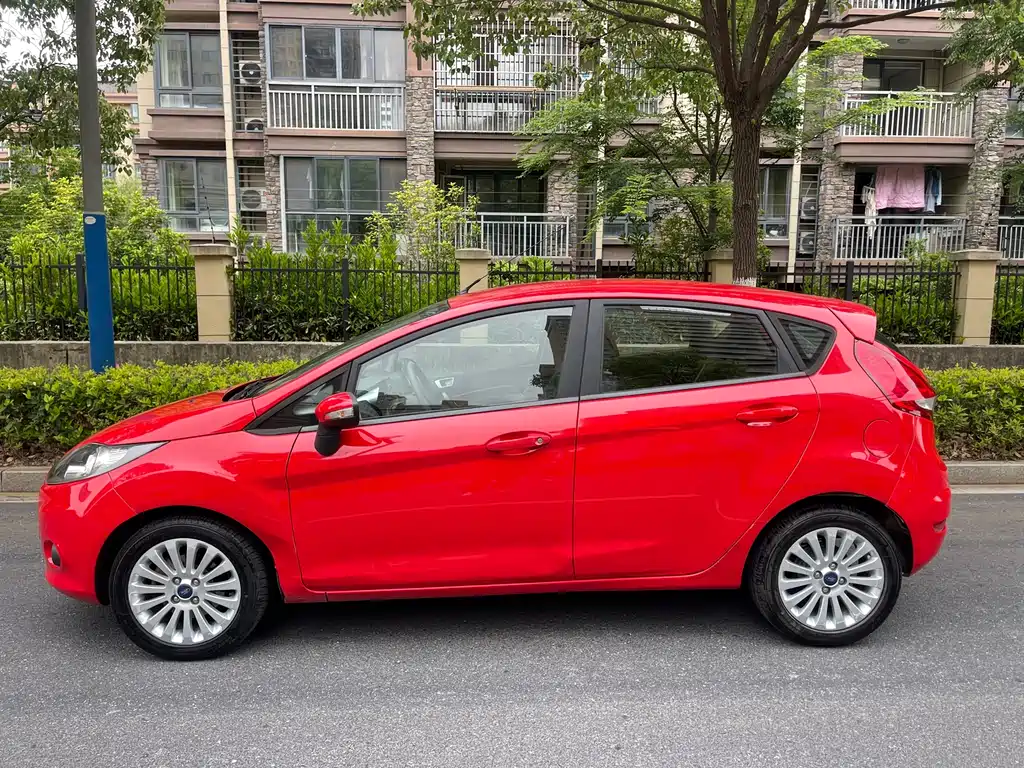 Fiesta Hatchback 1.5 L Auto Dynamic Limited
